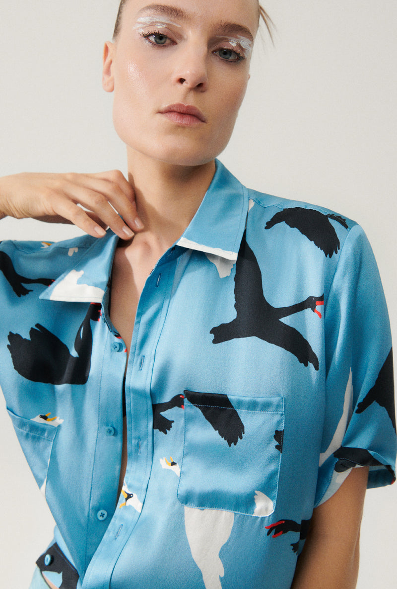 SHORT SLEEVE BOYFRIEND SHIRT SWANS